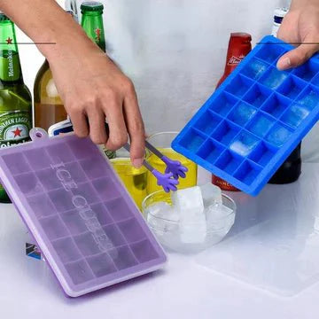 24 Cubic Ice Tray With Lid - All-In-One Store Pakistan