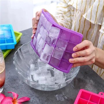 24 Cubic Ice Tray With Lid - All-In-One Store Pakistan
