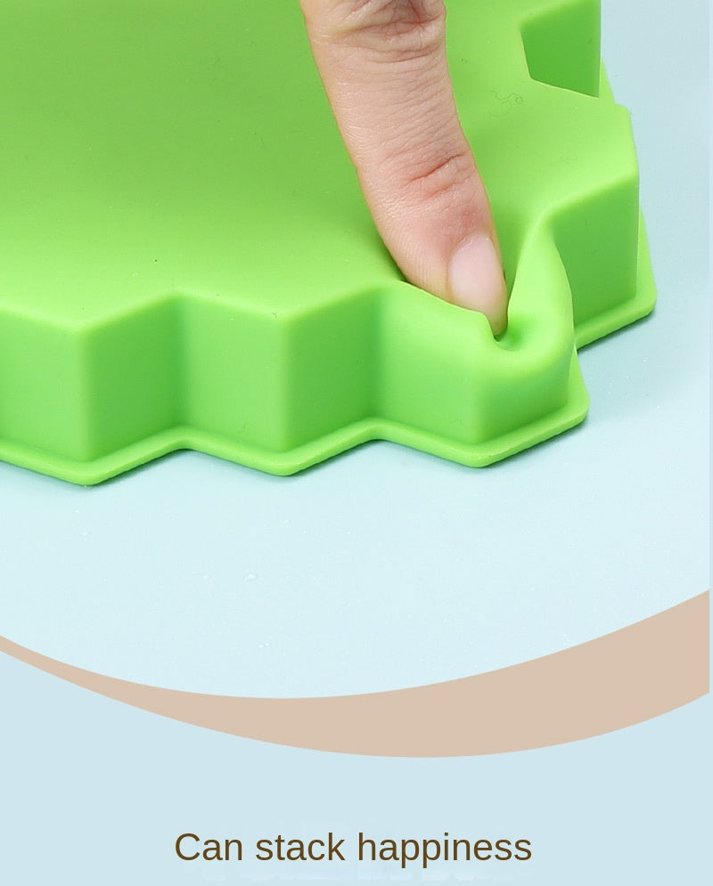 Flexible Honeycomb Ice Tray With Lid - All-In-One Store Pakistan