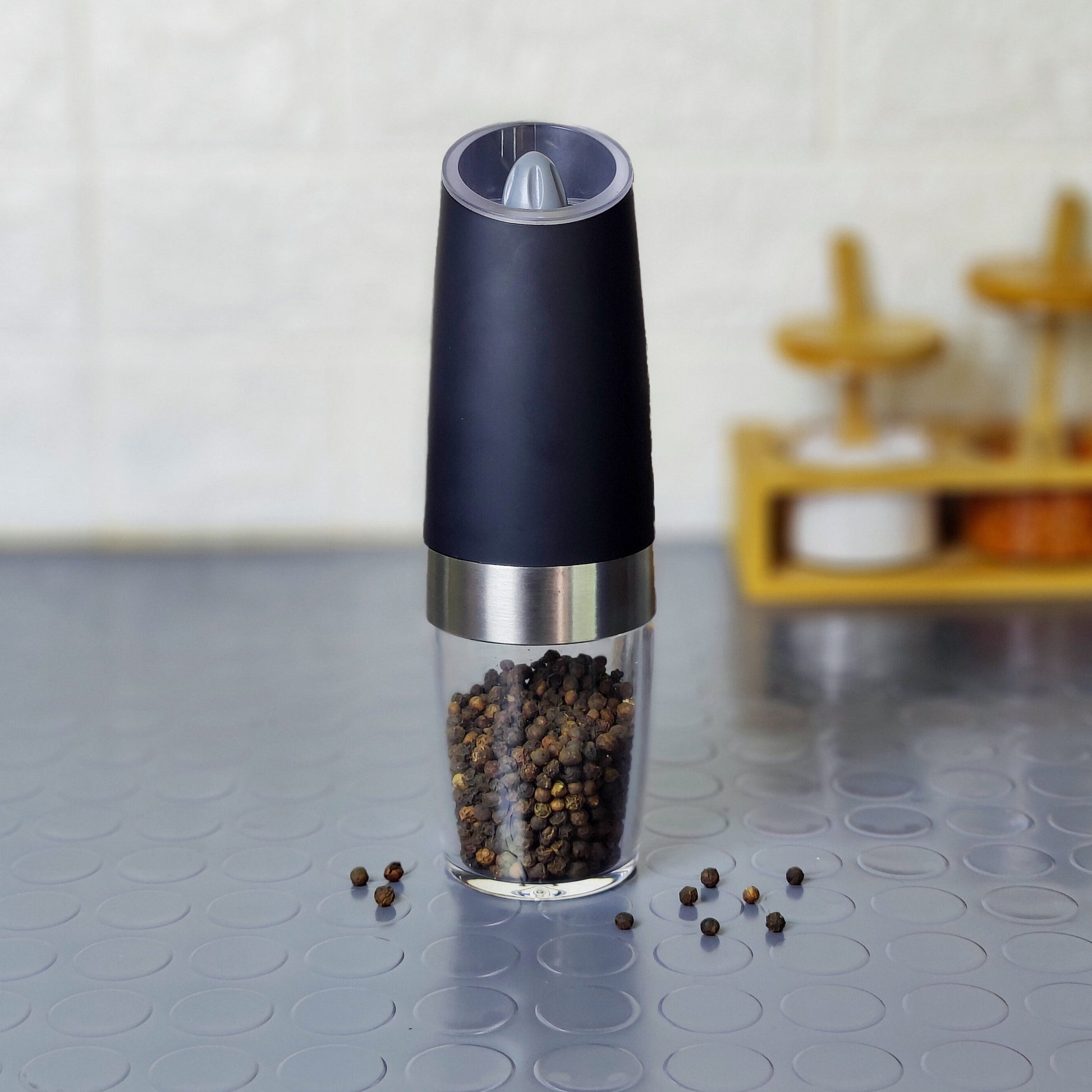 Electric salt & pepper Grinder - All-In-One Store Pakistan