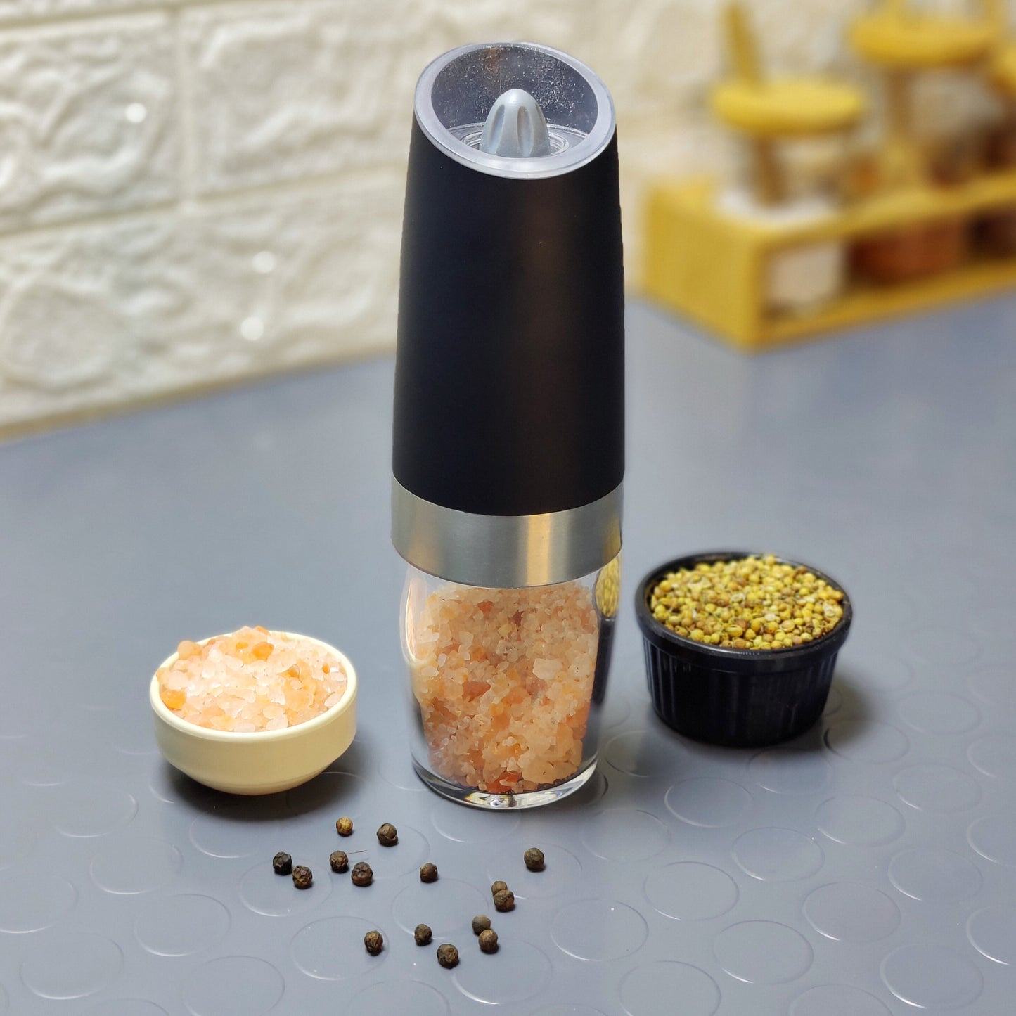Electric salt & pepper Grinder - All-In-One Store Pakistan