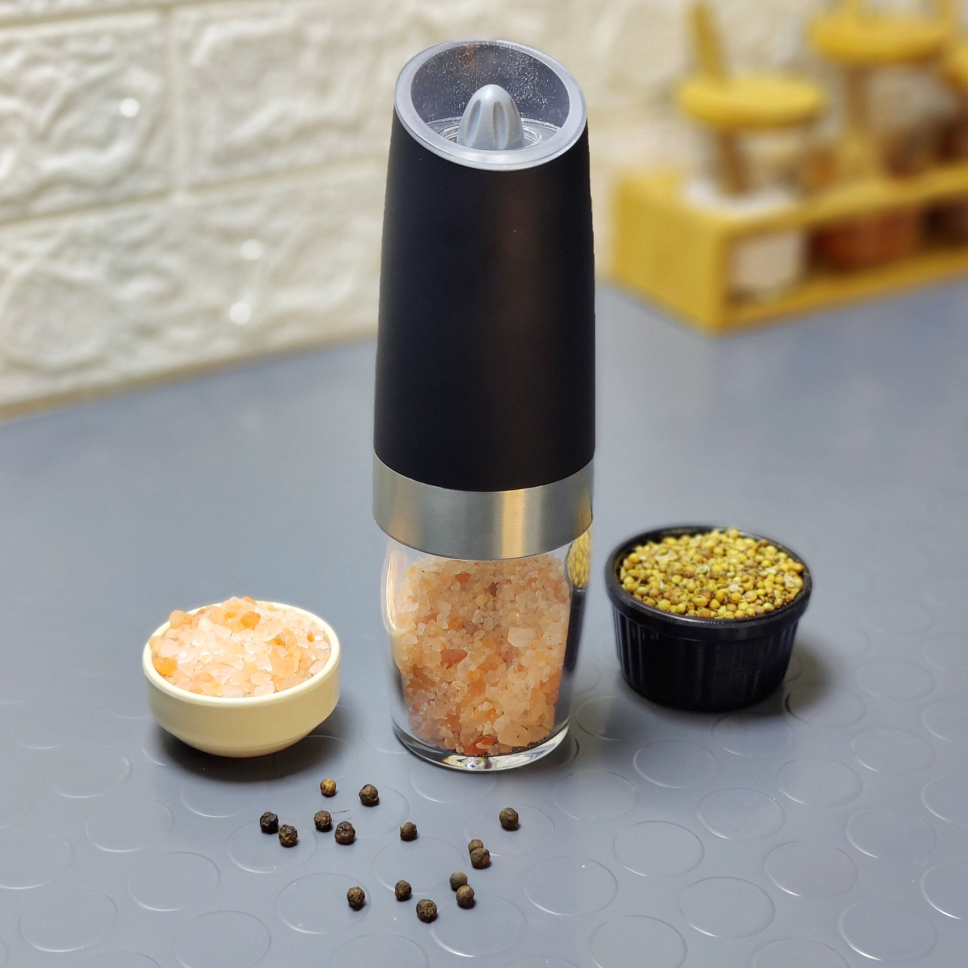 Electric salt & pepper Grinder - All-In-One Store Pakistan