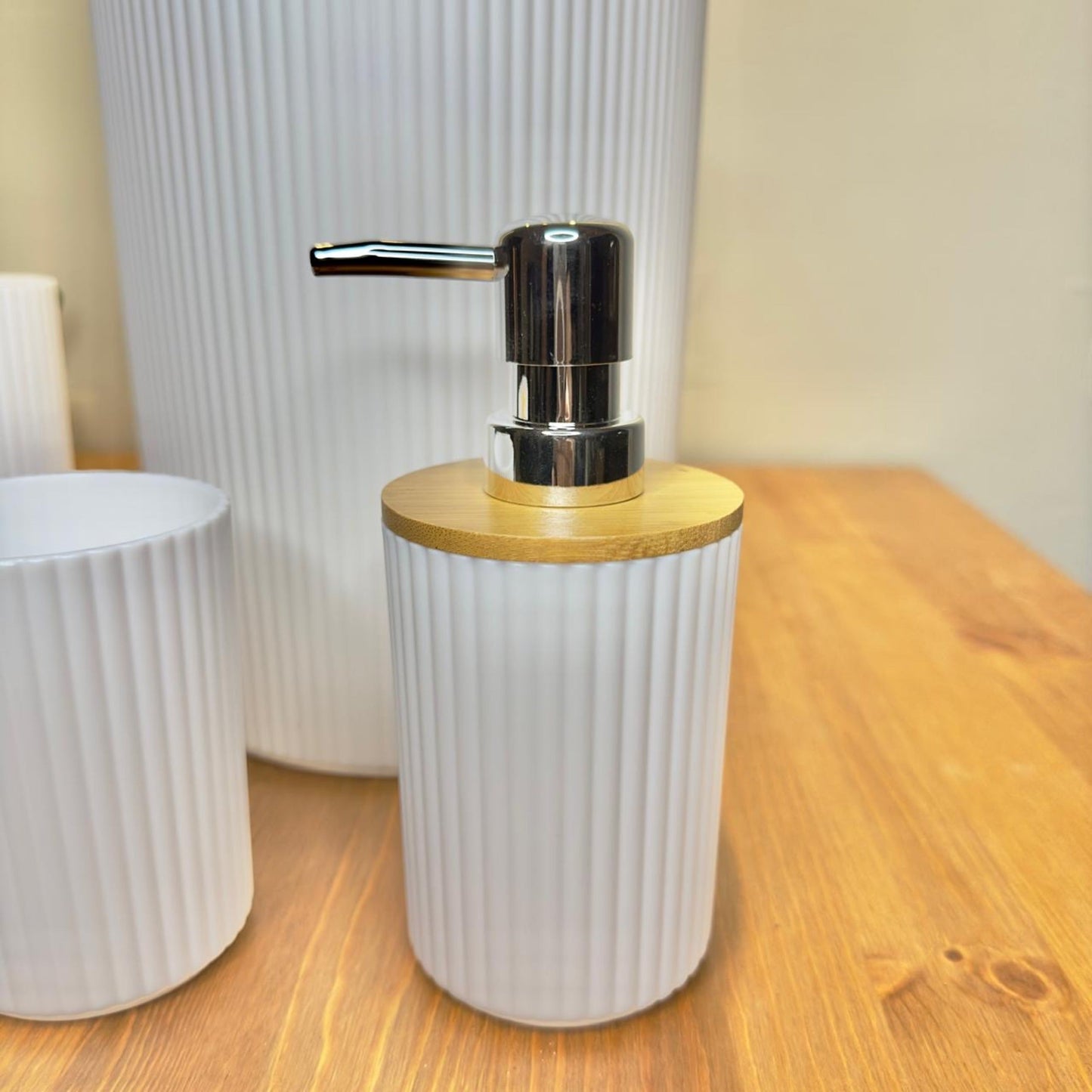 Ribbed Multipurpose Liquid Dispenser with Wooden Lid - All-In-One Store Pakistan