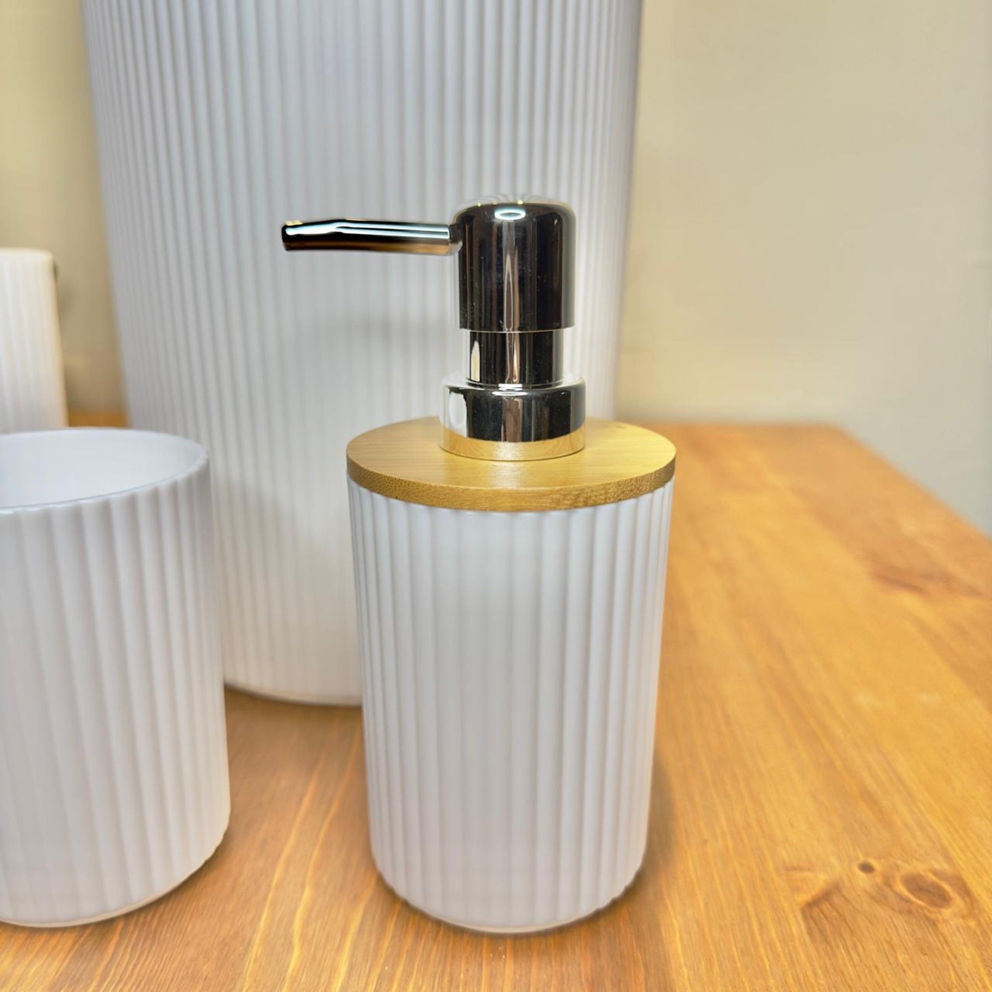 Ribbed Multipurpose Liquid Dispenser with Wooden Lid - All-In-One Store Pakistan