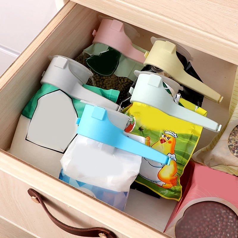 Food Storage Sealing Clips with Pour Spouts - All-In-One Store Pakistan
